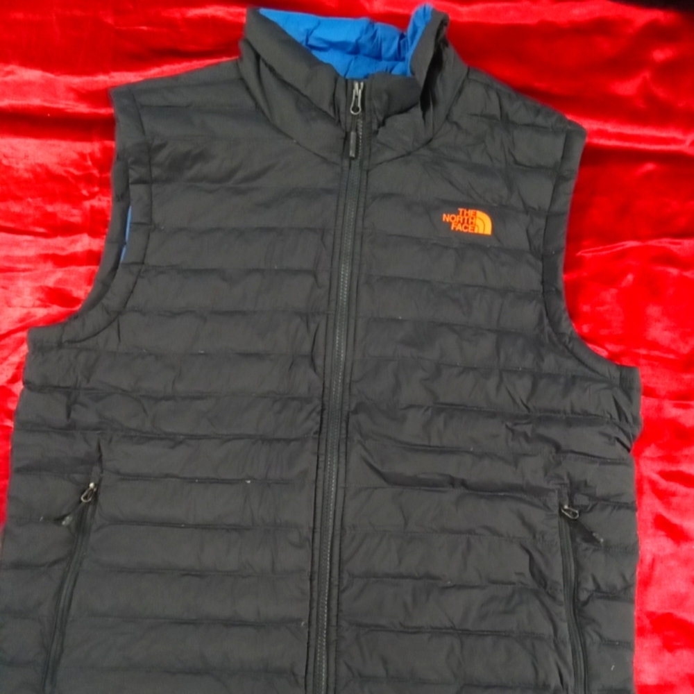 Northface size L mens  navy blue vest